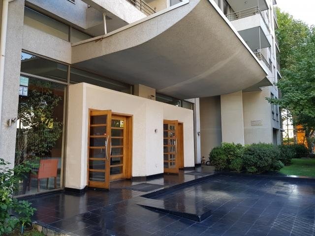 Departamento José Manuel Infante / Irarrazaval / Duble Almeyda